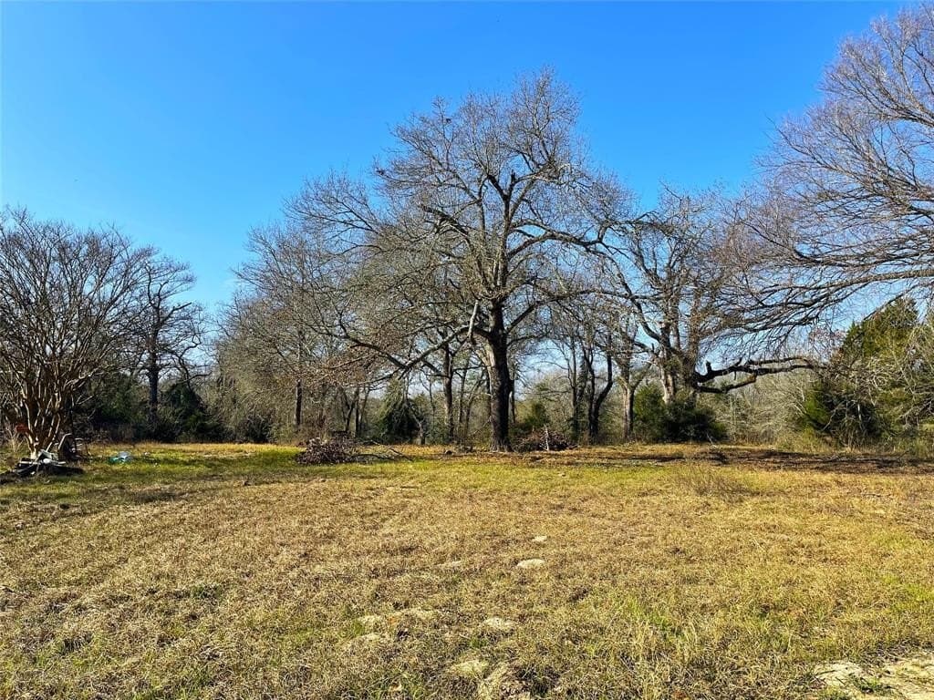 13701 County Road 349