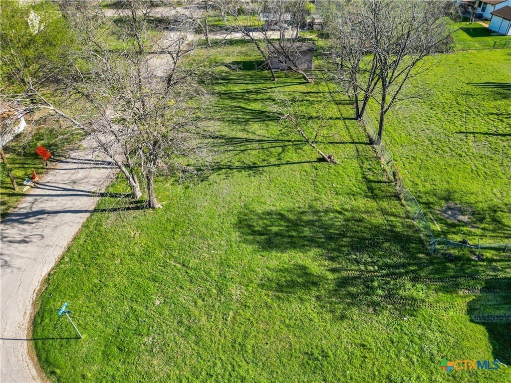 1004 E Downs Avenue lot: 1