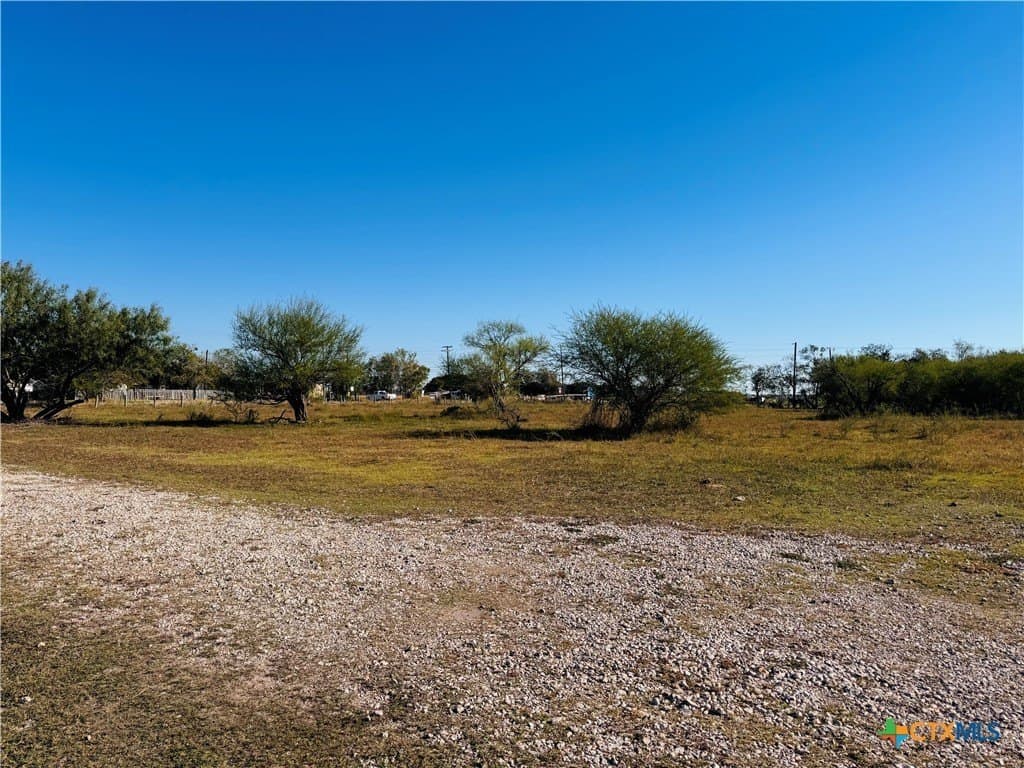 4309 Hanselman Road lot: 2