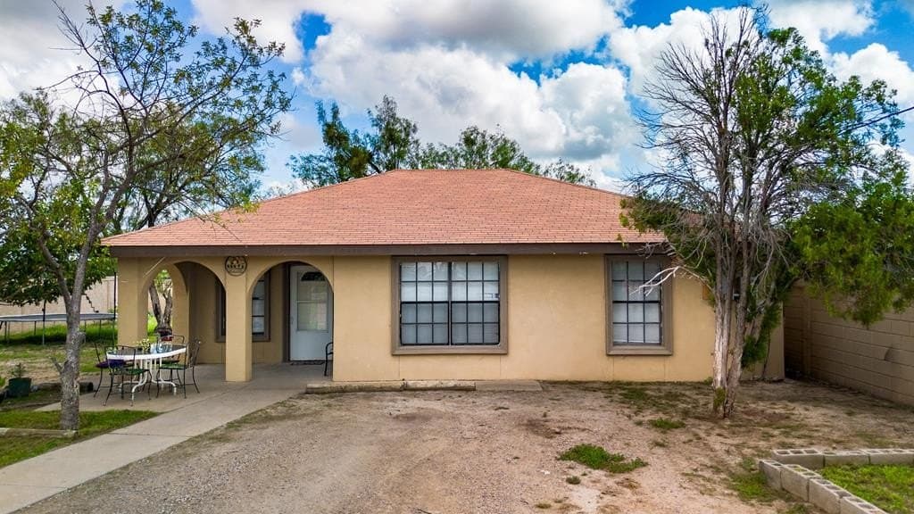 61 Ruela Dr