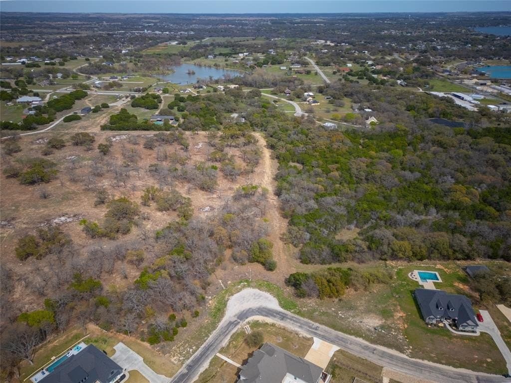 3924 Legend Trail