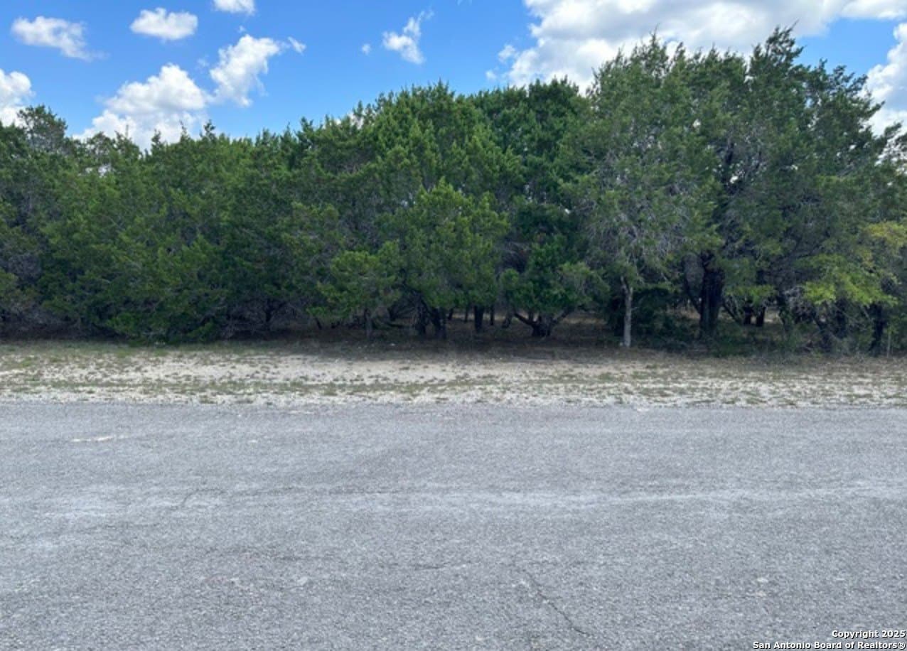Forest Oaks lot: #70