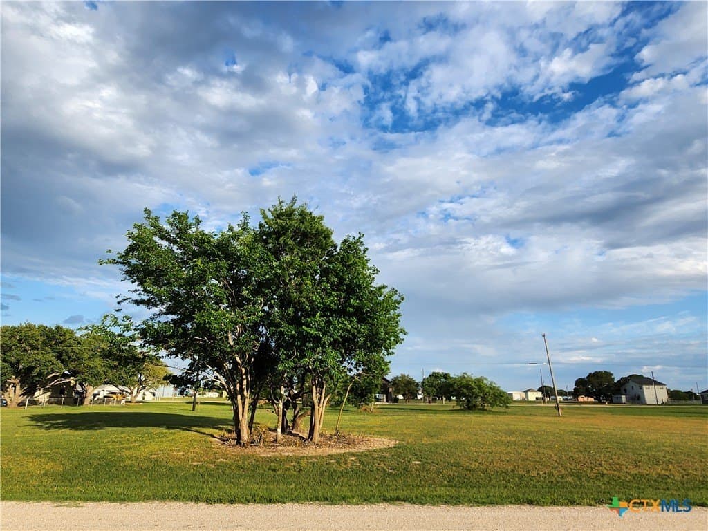 351 Mollnar Drive lot: 828-829