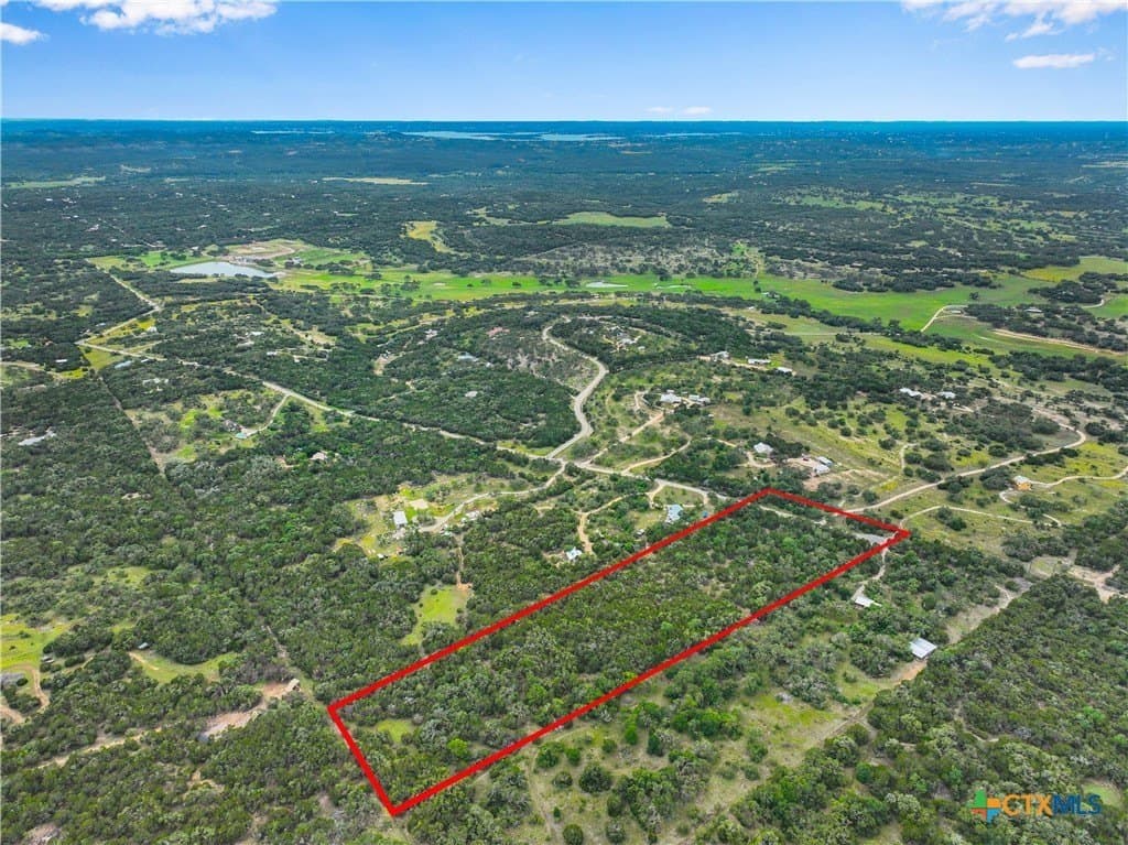 Clearlake Drive lot: 7