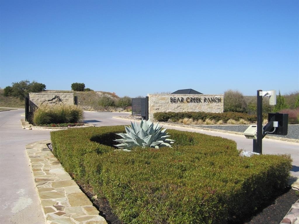 3073 Winding Creek Trail