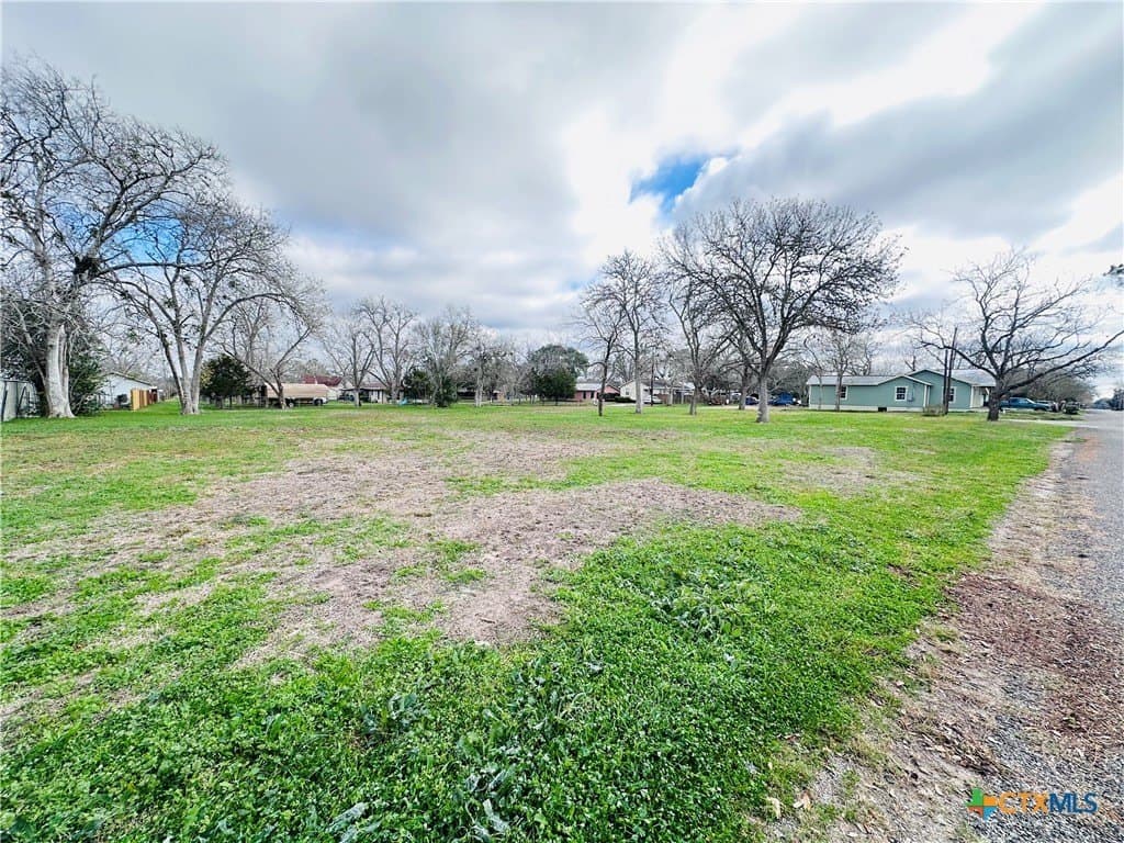 209 MAPLE ST lot: 3,4,5