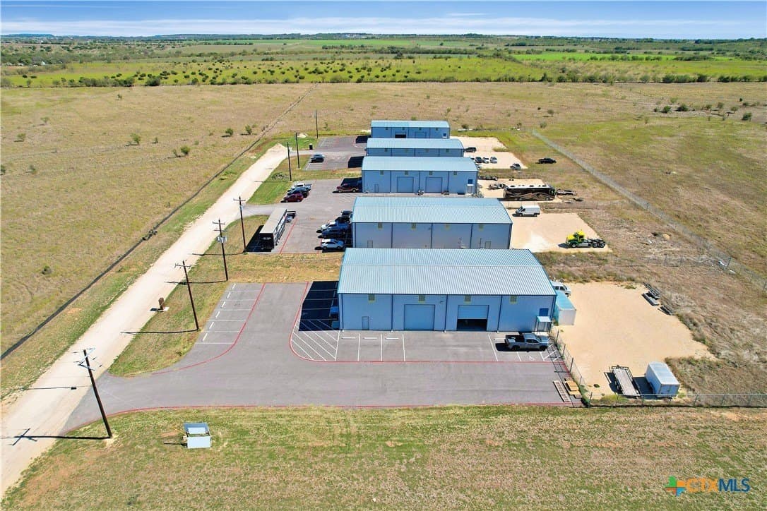 1000 County Road 308