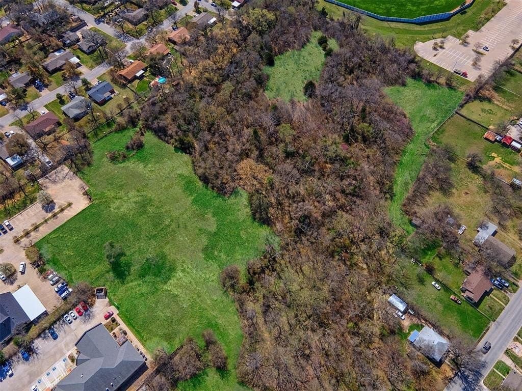 1002 Foster Lane