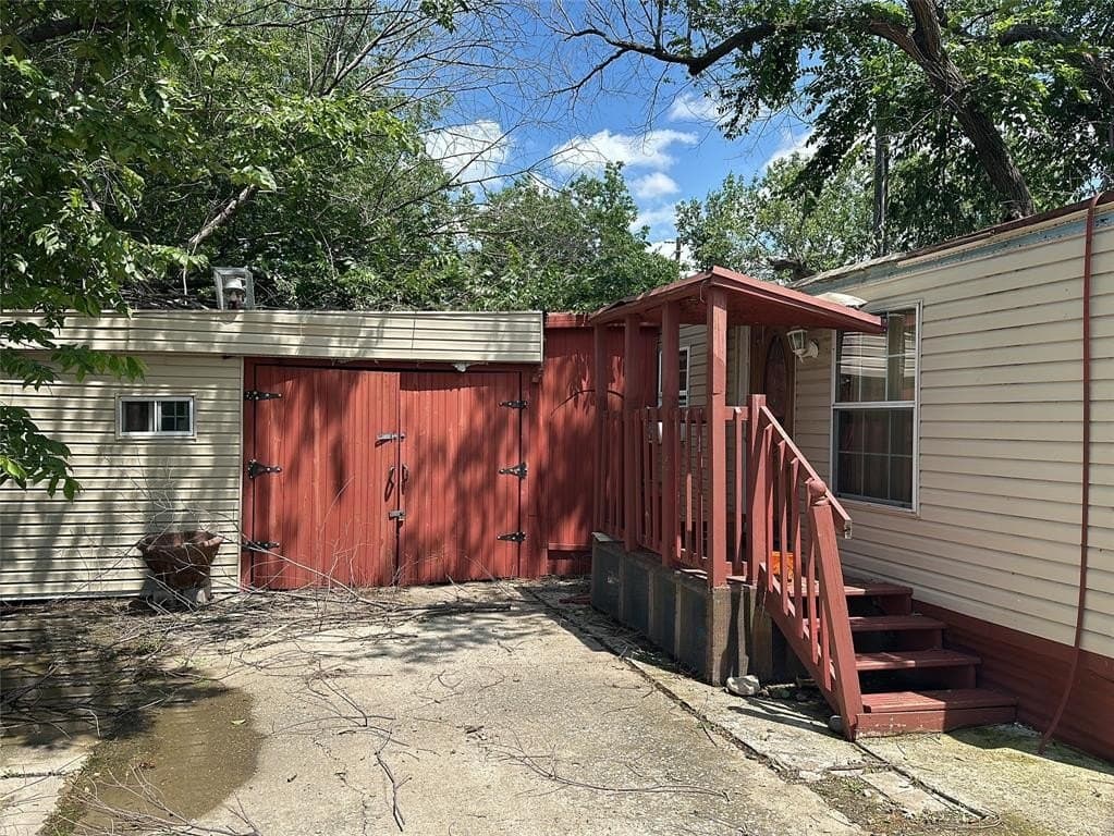 7420 Elm Street