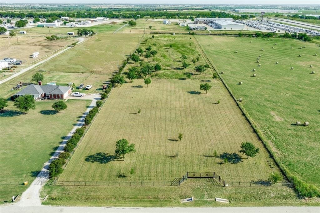 Tr 28 5.0 Acres Lois Road W