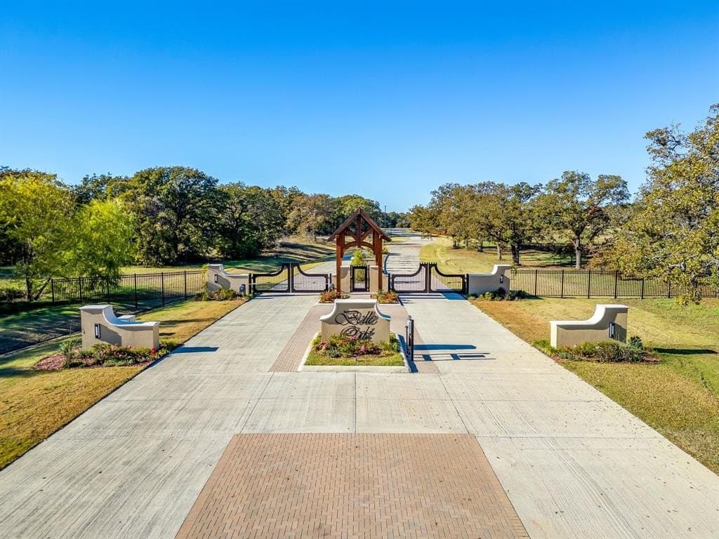 10113 Belle Oak Court