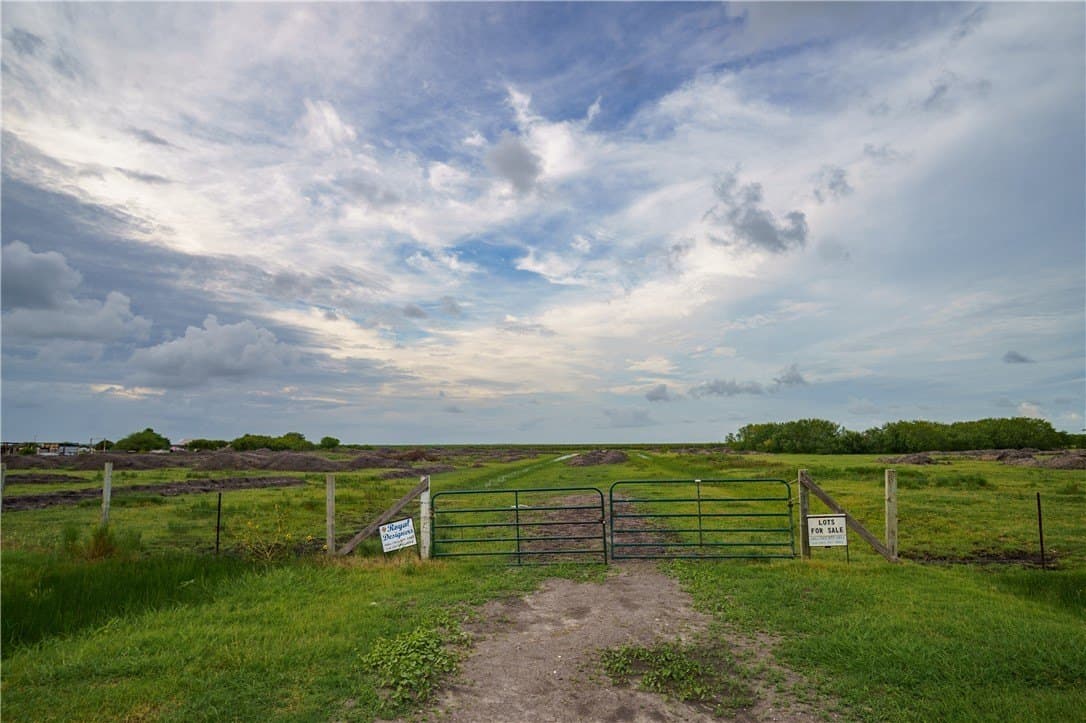 2049 Bernice Drive lot: 1