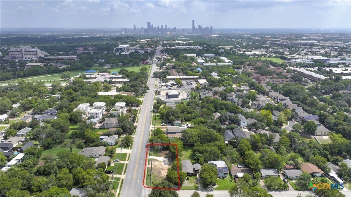 506 Clover Court lot: 1