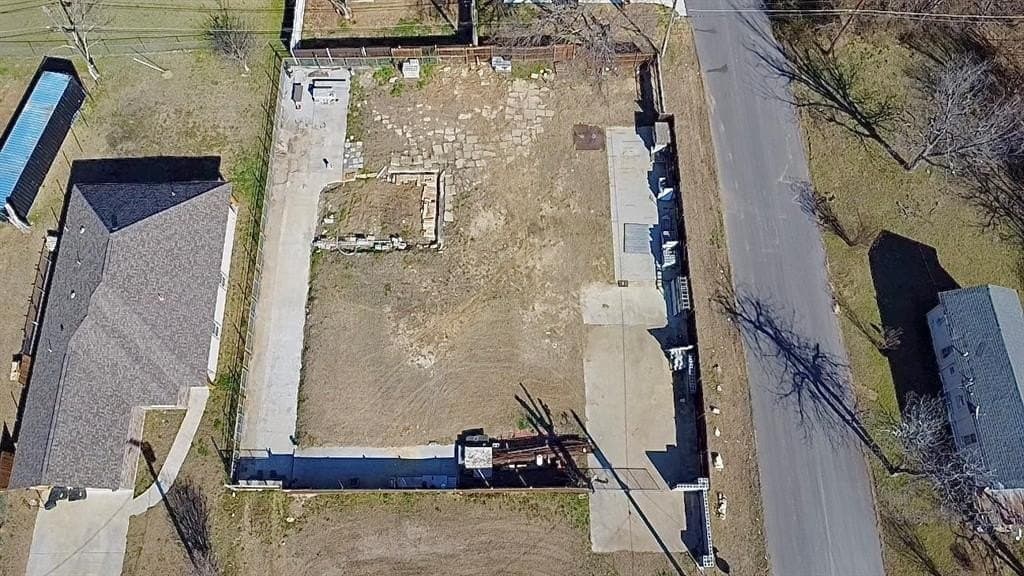 426 Sabine Avenue