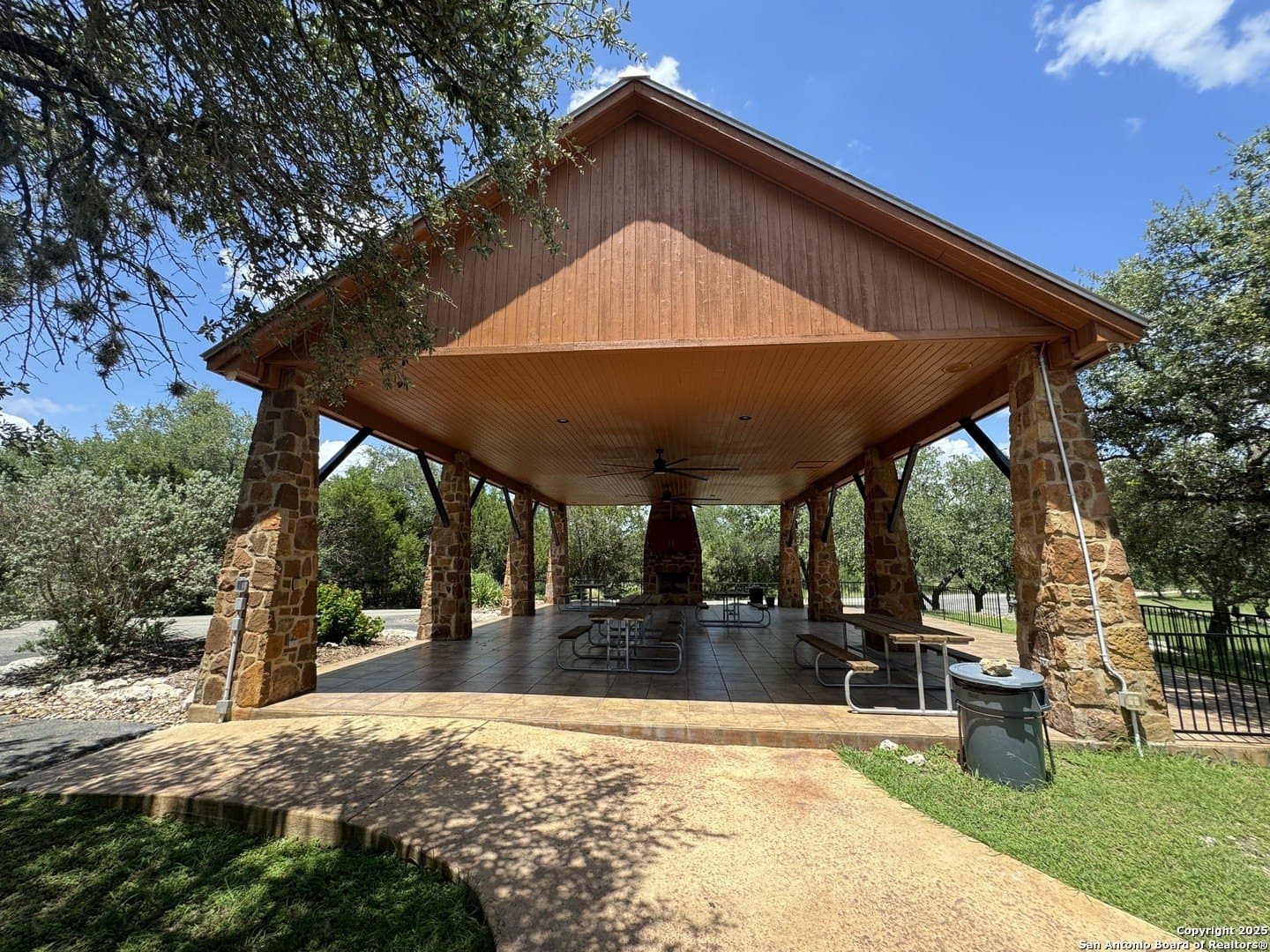 2115 Senora Ridge