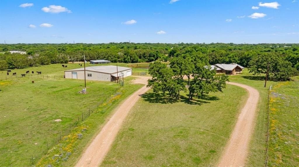 4024 County Road 313 Loop