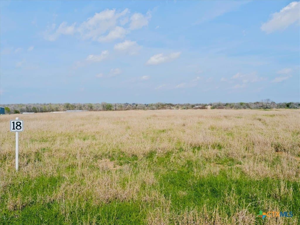 Cr 240/Easement lot: 18