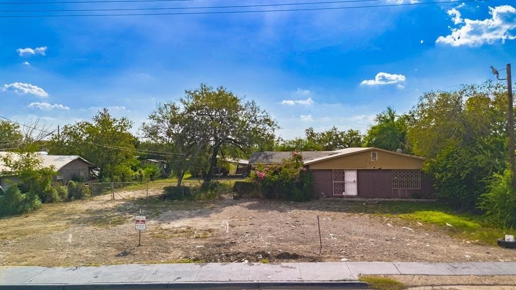 1850 Eidson Road