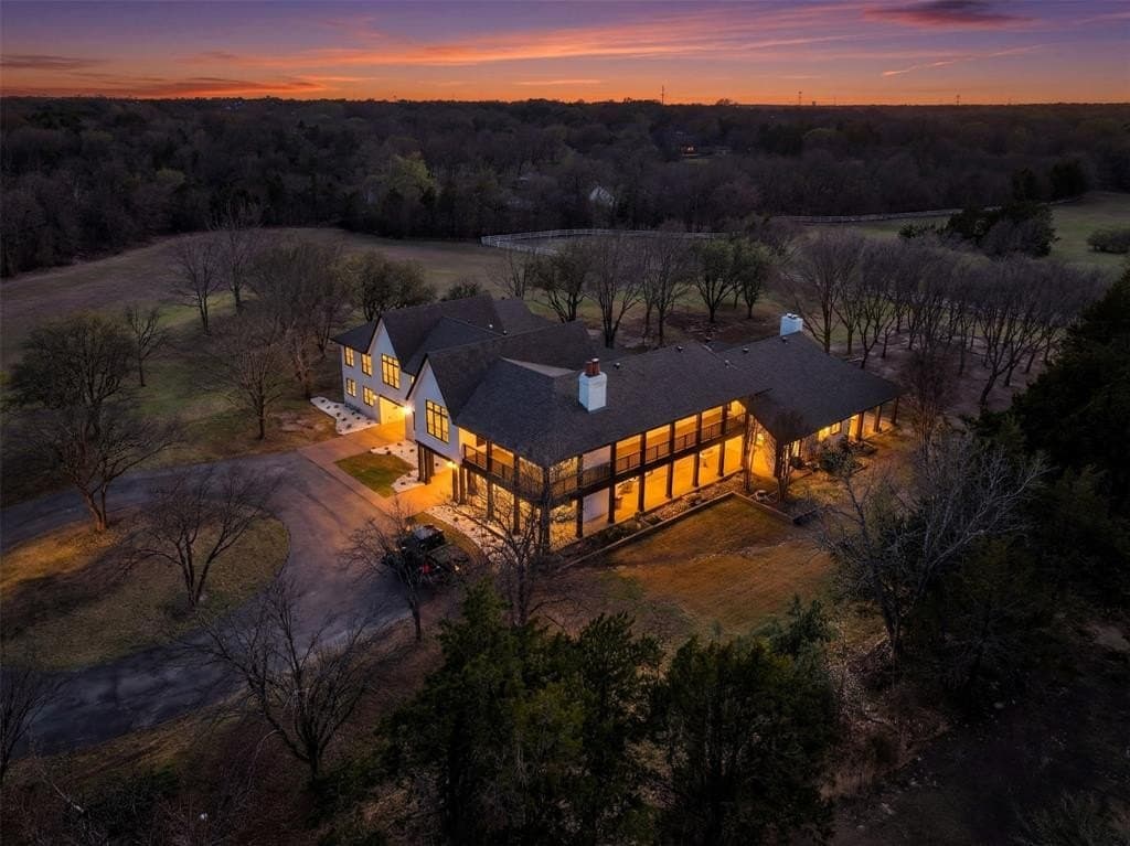 1000 W Wintergreen Road