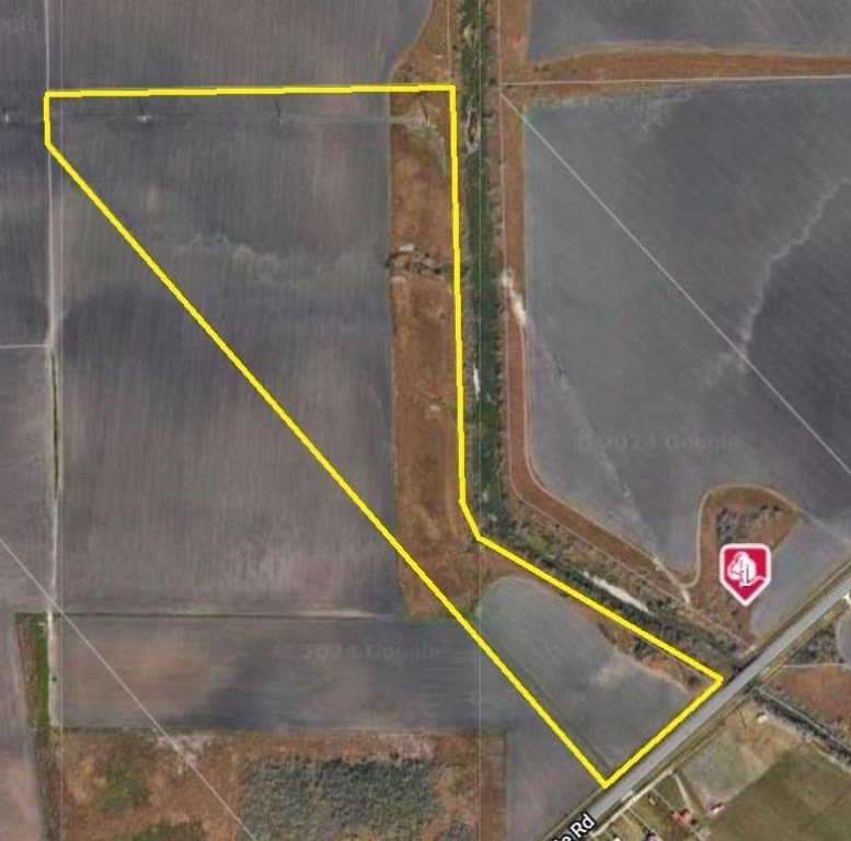 Old Brownsville Rd lot: 3