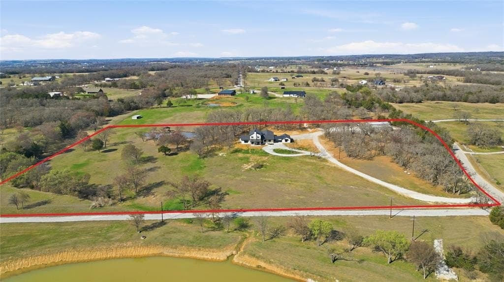 860 County Road 208