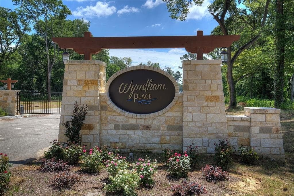 20569 Wyndham