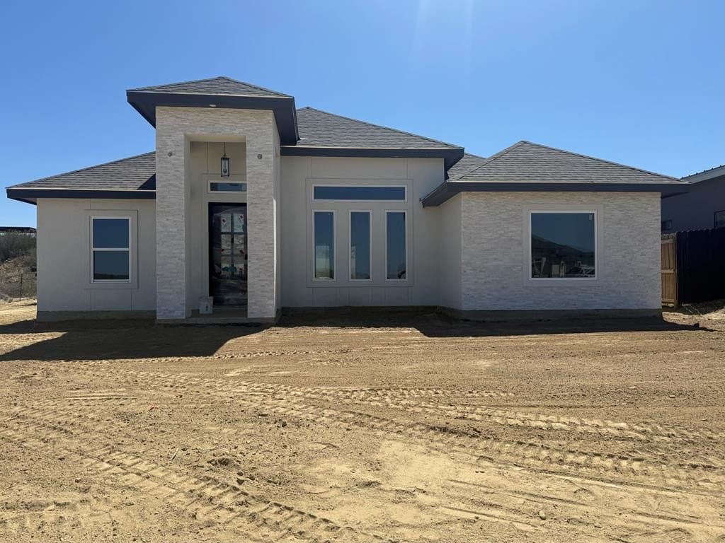 2058 Frank Chisum St.