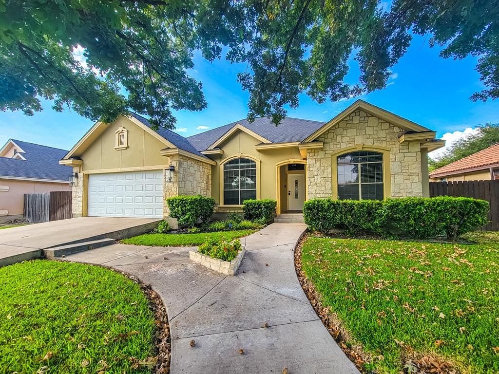 1467 Rockhill Dr