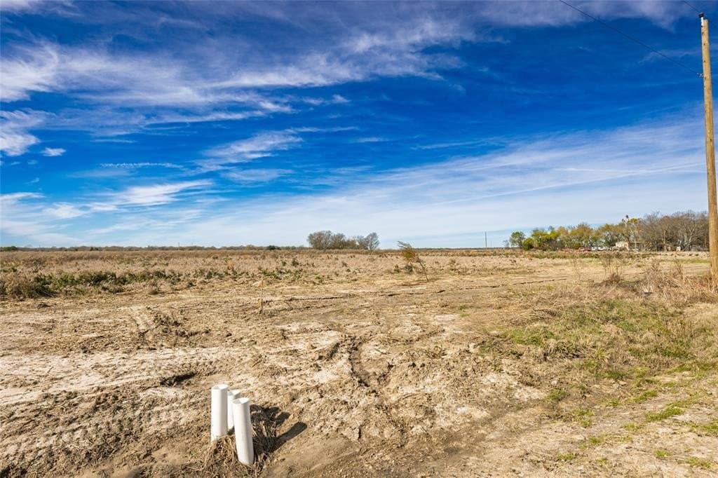 Lot 14 County Road 4704