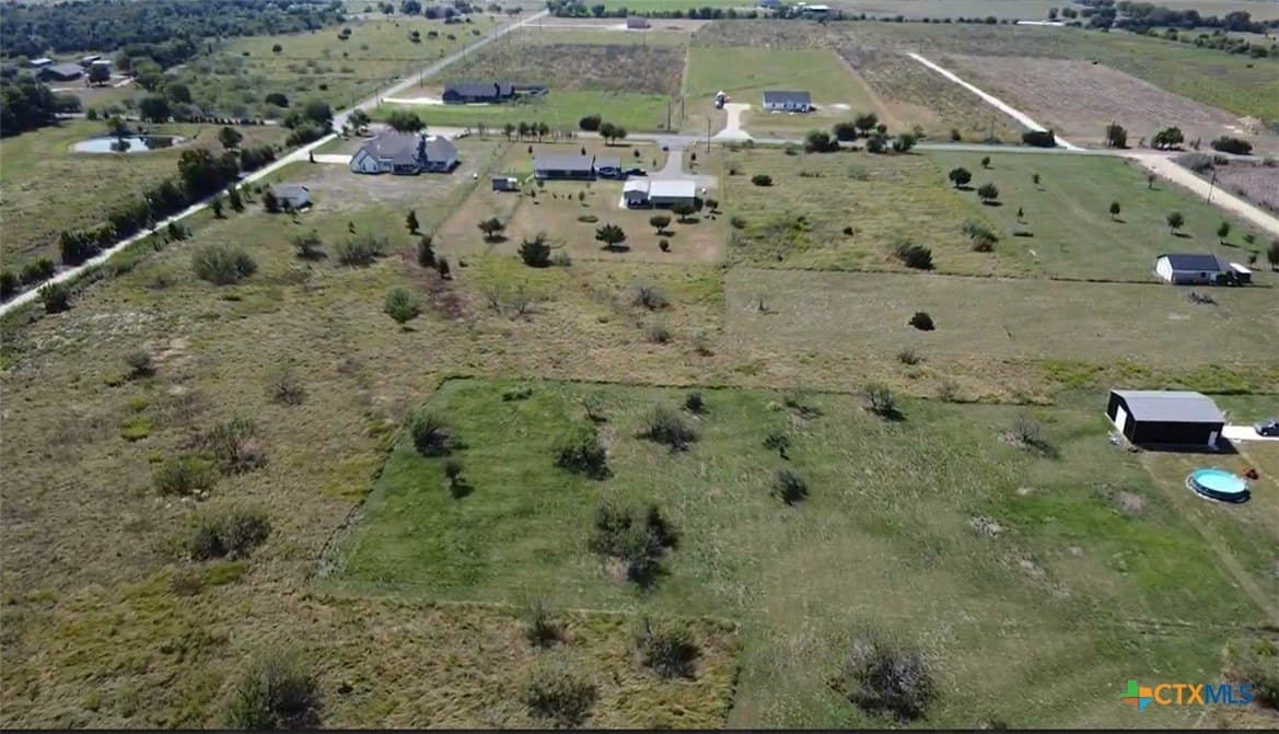 Neal Road lot: 6