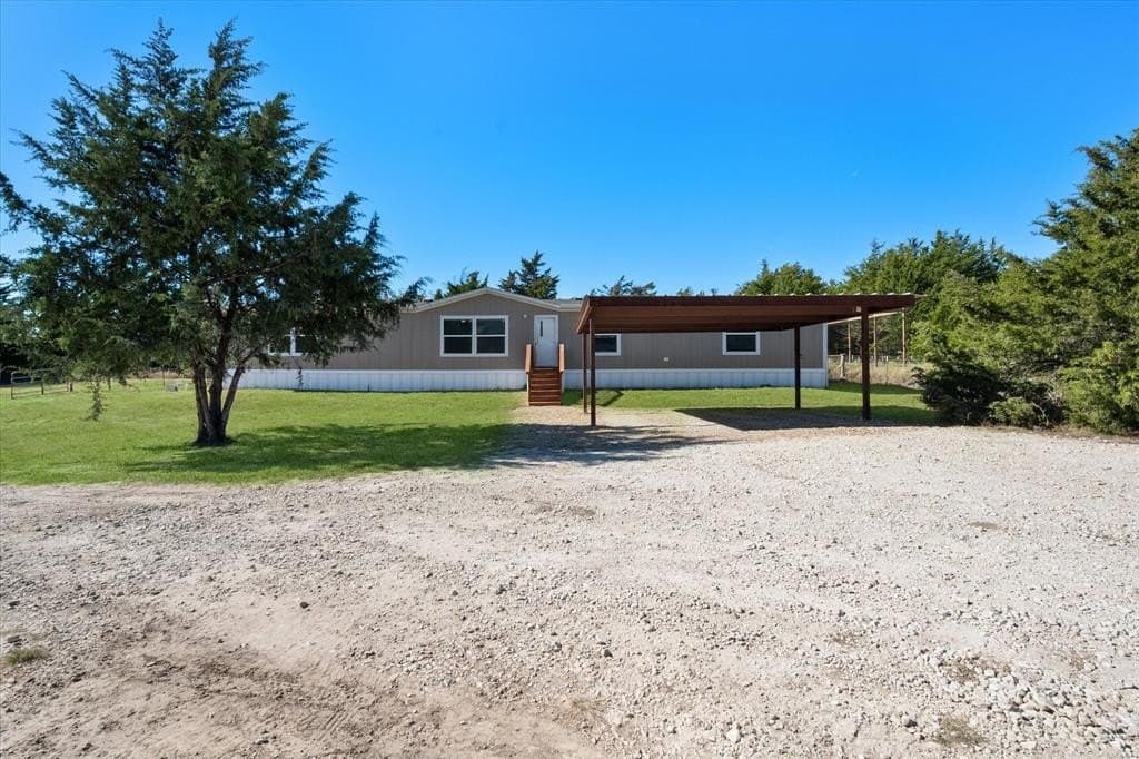 1517 County Road 2162
