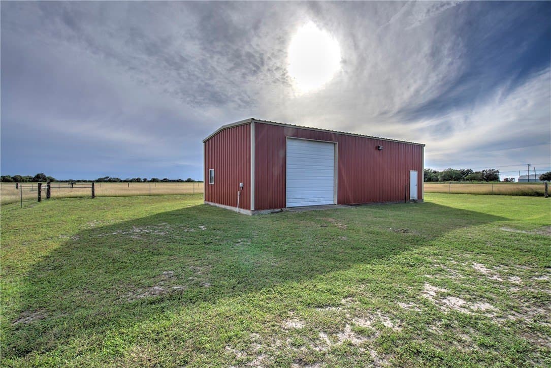 N FM 1889 Street lot: 13